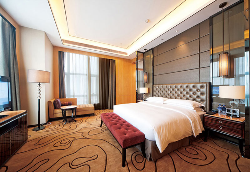 �Ƶ�ͷ��Ҿߣ��ִ����