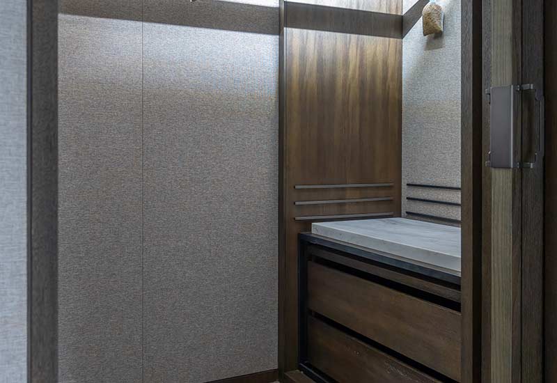 �ͷ���װ�Ҿ�-�¹�